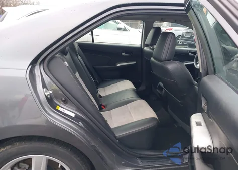 2014 Toyota Camry Se z USA, uszkodzony, nr VIN 4T1BF1FK6EU865251